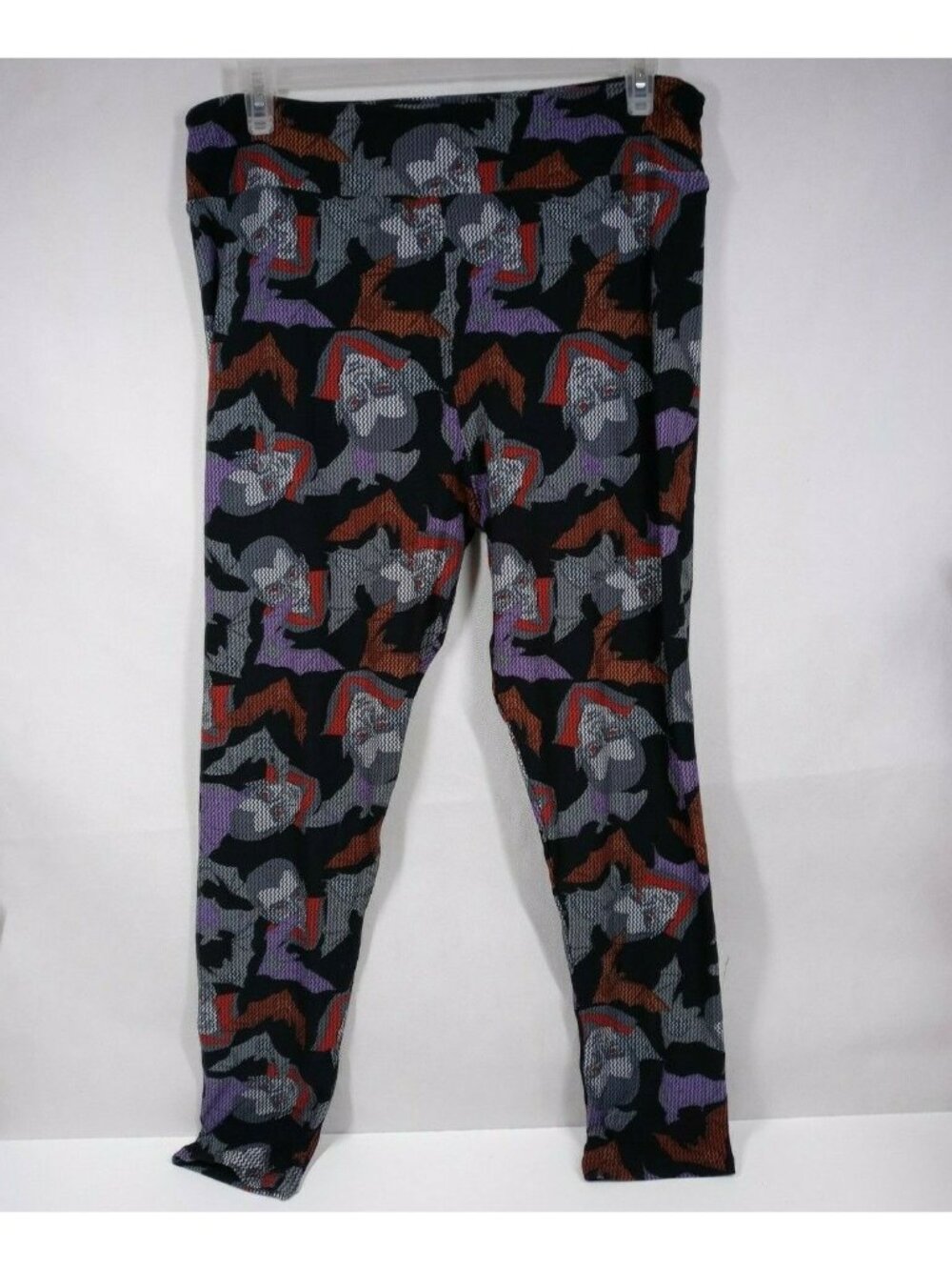 New LuLaRoe Tall & Curvy 2 Leggings Black With Dracula & Bats Design